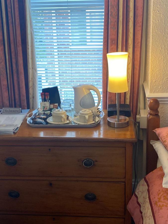 Landguard Lodge Guest House Shipley  Luaran gambar