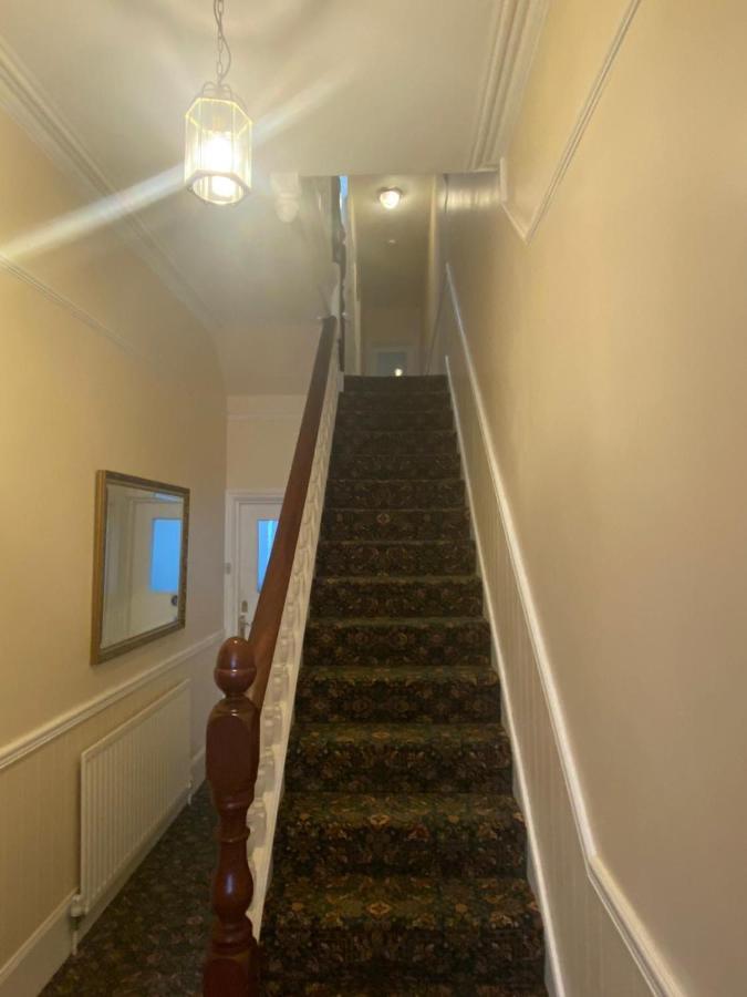 Landguard Lodge Guest House Shipley  Luaran gambar