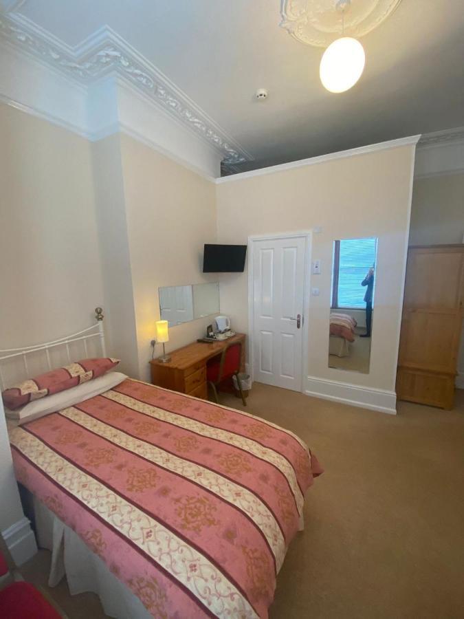Landguard Lodge Guest House Shipley  Luaran gambar
